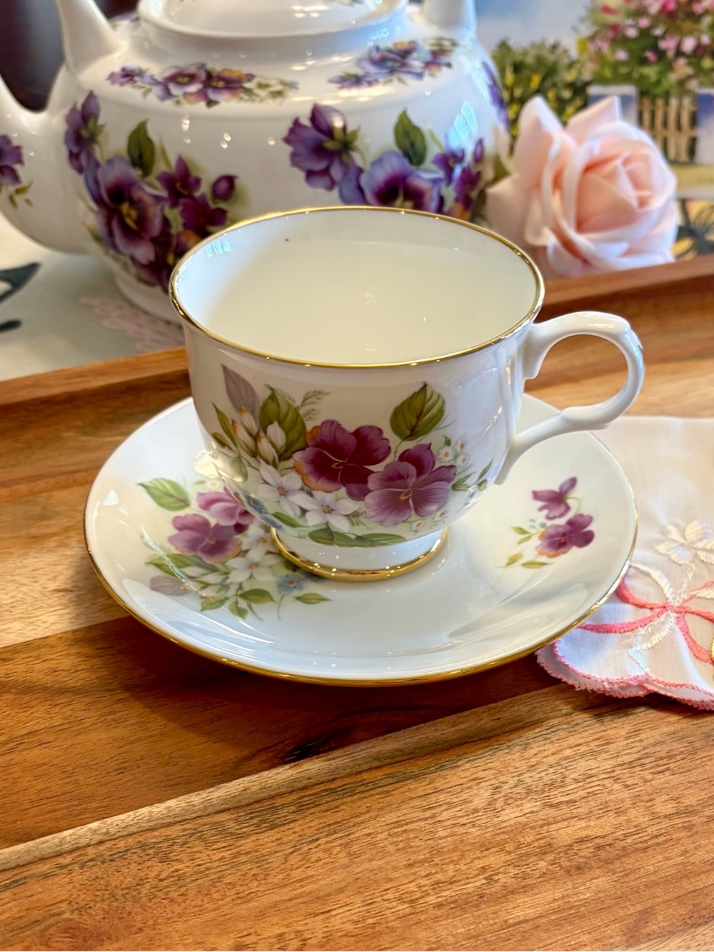 Sadler Wellington Purple Violet Blossoms Bone China Teacup and Saucer England